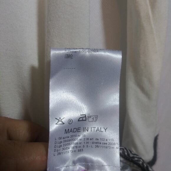 Tricot Chic Knit Cream and Black Long Sleeve Graphic Top Odd Art Luxury Size 10 - Picture 13 of 15